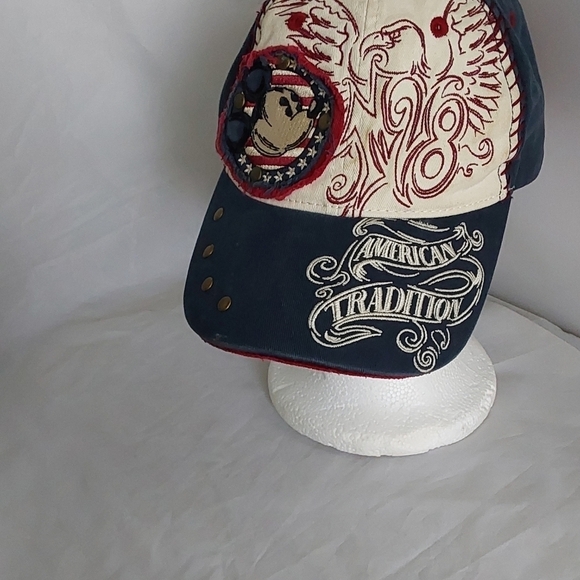 Disney AMERICAN TRADITION‎ MIKEY MOUSE BASEBALL HAT